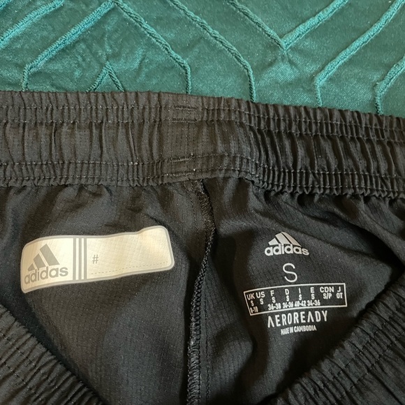 Pants Adidas - Picture 2 of 3